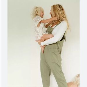 STORQ Anytime Overalls - Sage green XS